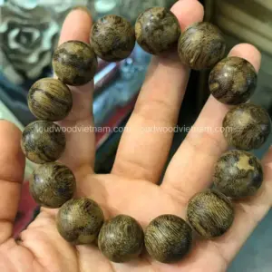 越南沉香珠手鍊3