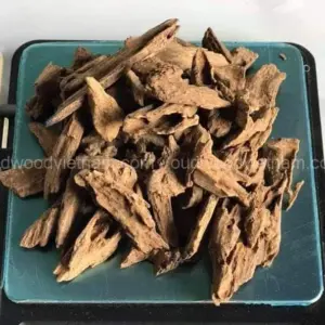 最佳土沉香木片 |魯克 | A++ 級 | 100克